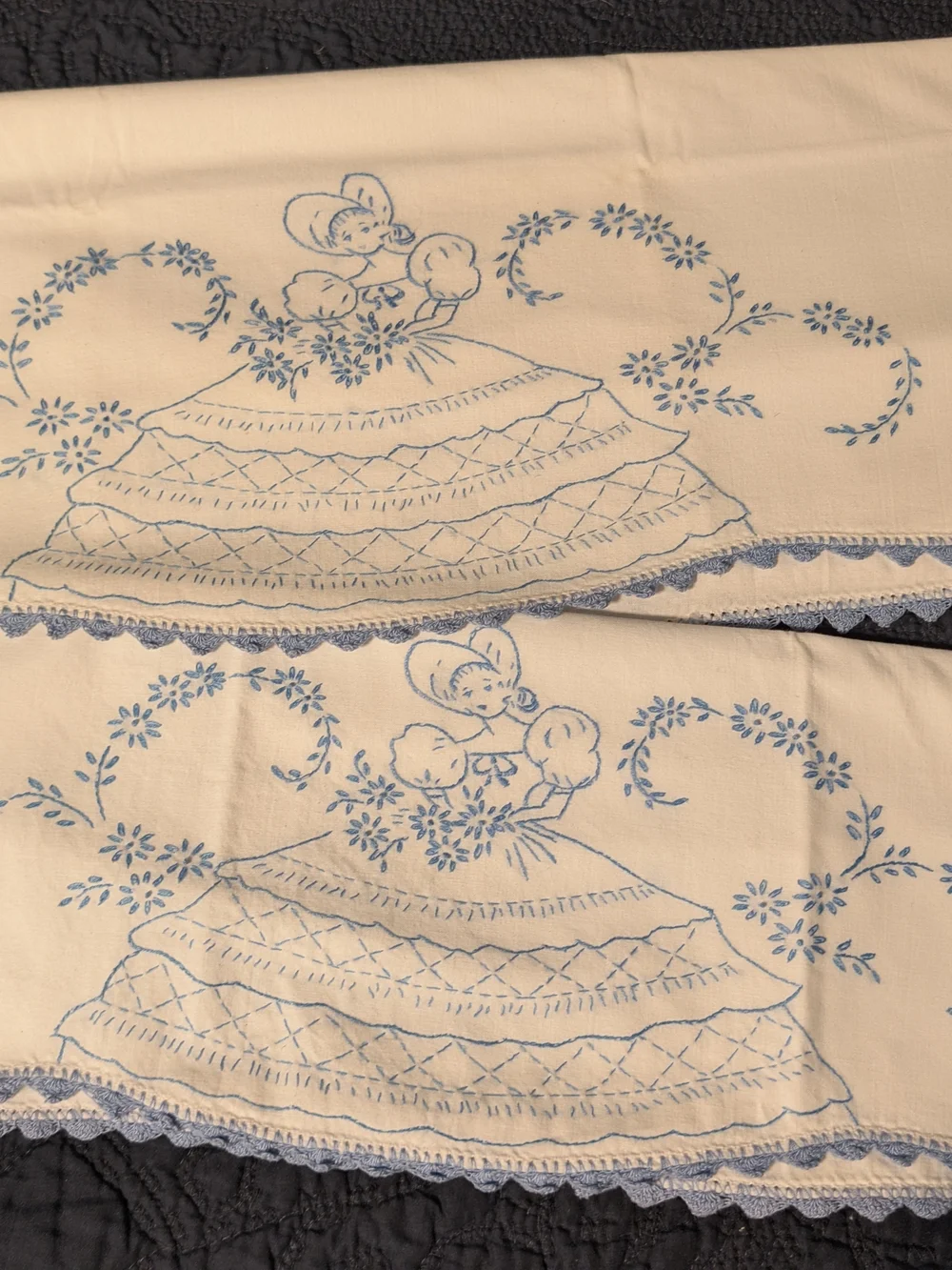 Embroidery Ladies In Light Blue Pillowcase Set